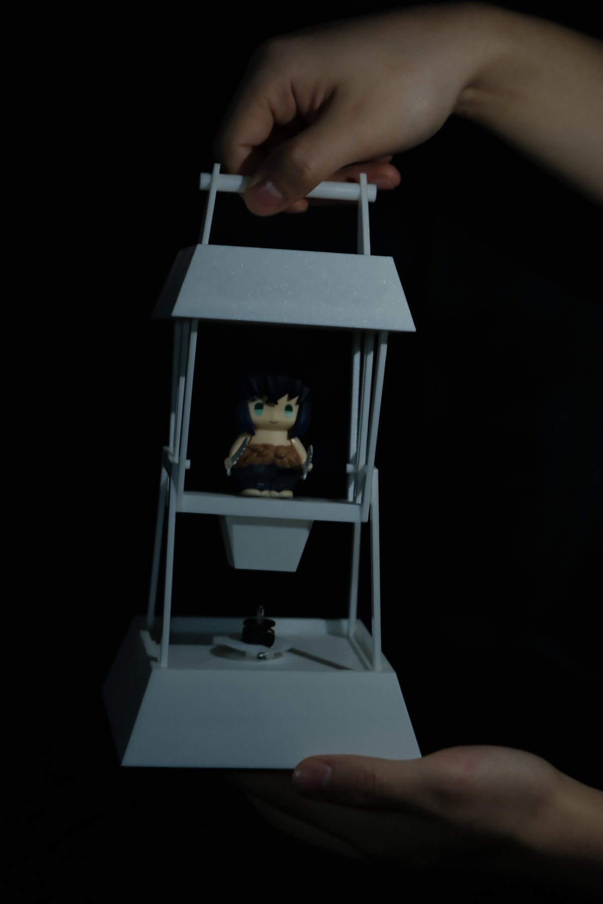 Push and Pull DIY Lamp held in its lowered state